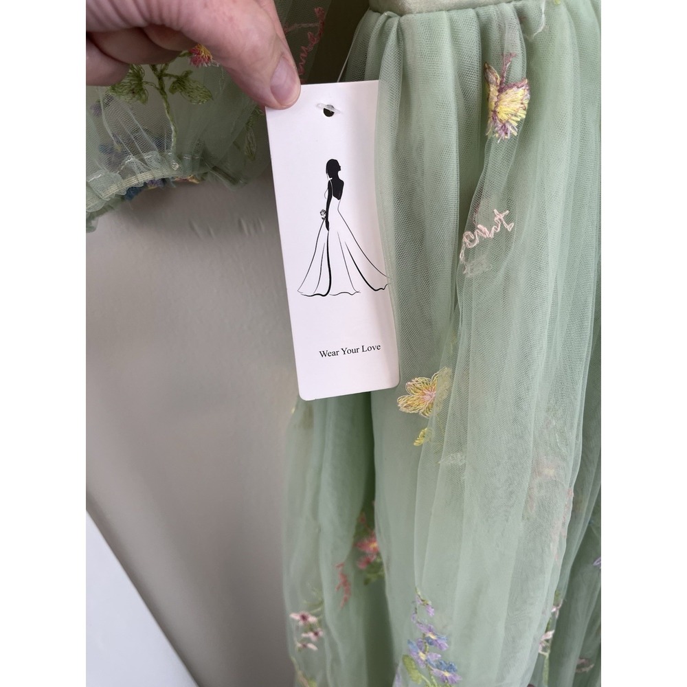 Green Floral Midi Dress with Sheer Puff Sleeves - Picture 4 of 12